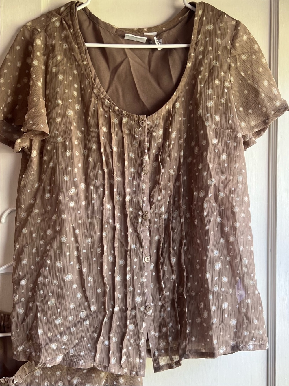 Vintage Jaclyn Smith Taupe Polka Dot Two-Piece Set - Picture 2 of 10